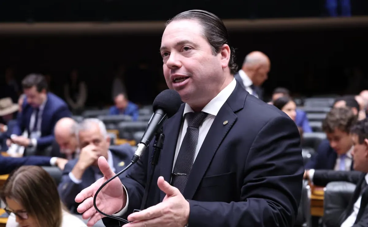 Medida radical contra o vício: projeto de lei busca proibir todas as plataformas de apostas e cassinos online no brasil e revogar licenças existentes