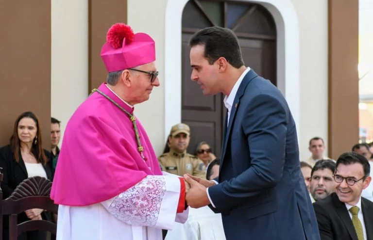 Lucas Ribeiro Prestigia Posse de Dom Edilson Soares Nobre como Novo Bispo da Diocese de Guarabira em Cerimônia Emocionante