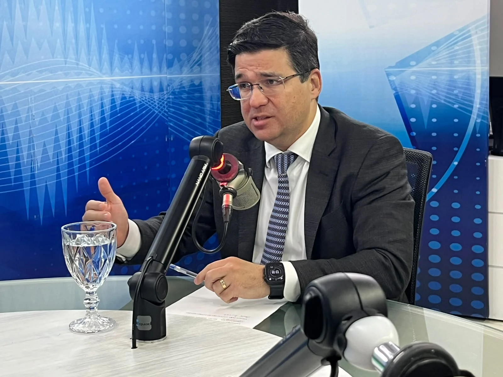 Inteligência Artificial na Advocacia: Advogado Explica Avanços, Riscos e Como a IA Pode Transformar o Acesso à Justiça