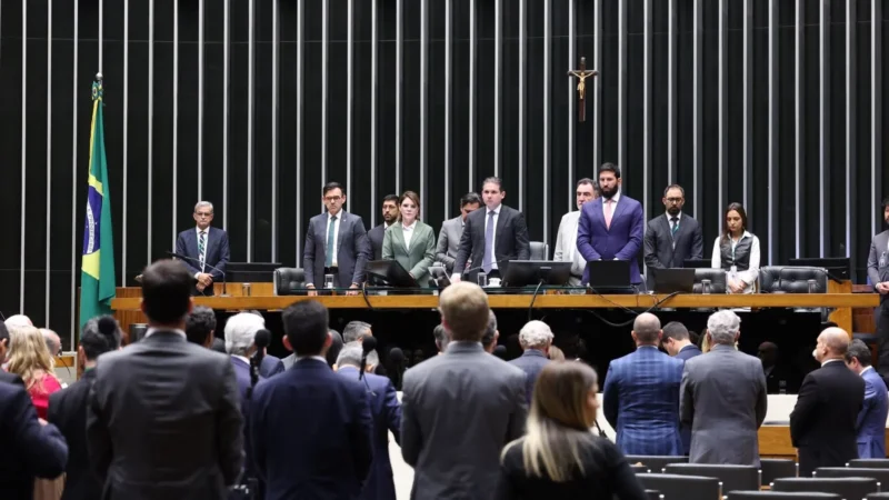 Hugo Motta celebra avanço no combate à violência contra mulheres: “Brasil chora todos os dias” com feminicídios