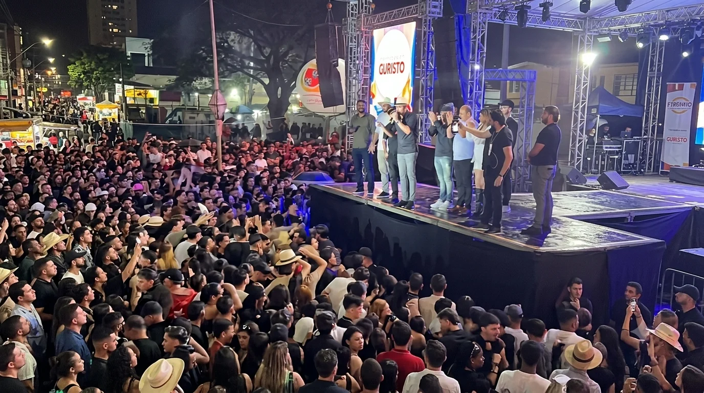 Show de Rey Vaqueiro em Princesa Isabel: Prefeito Garrancho e Ex-Prefeito Ricardo Pereira são Vaiados em Meio a Salários Atrasados e Contratos Polêmicos