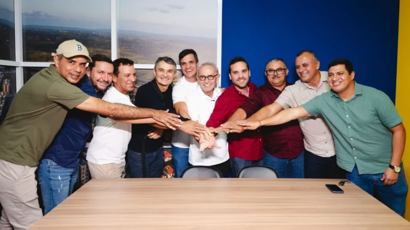 Prefeito de Alcantil Anuncia Apoio a Cícero Lucena e Critica Governo da Paraíba por Falta de Convênios