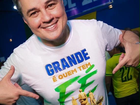 Efraim Filho: A Fé Como Pilar da Identidade e Comunicação na Paraíba