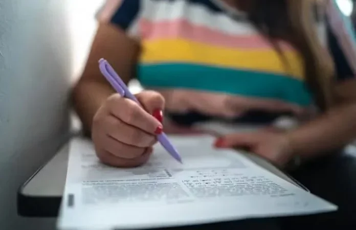 UEPB: Última Chance para Concurso com Salários de até R$ 3.768! Inscrições Fecham Neste Domingo (26)