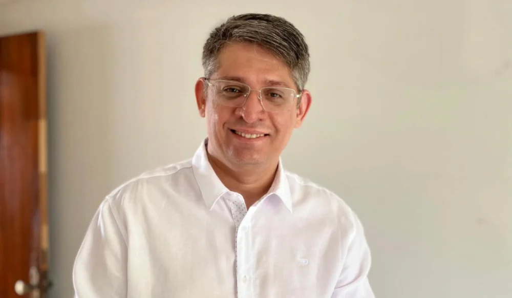 Grupo de Leo Bezerra assume o PSDB e mira aliança com Cícero Lucena para eleições na Paraíba