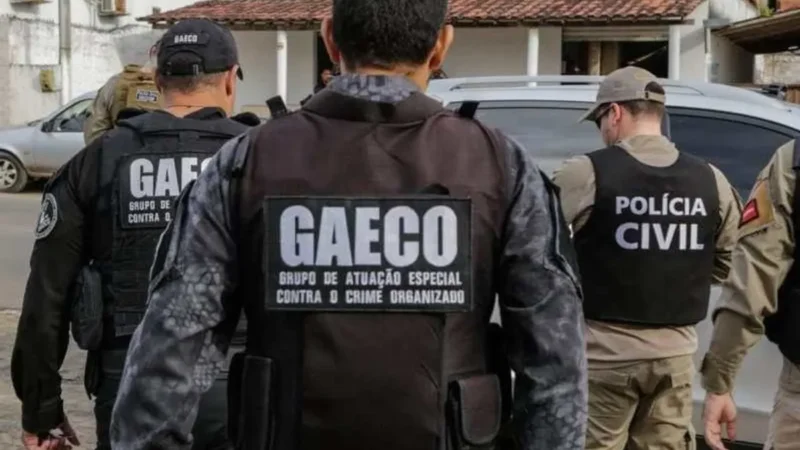 Ação policial mira influenciador Hytalo Santos e outros nomes em investigação sobre lavagem de dinheiro e jogos ilegais na Paraíba e em Pernambuco