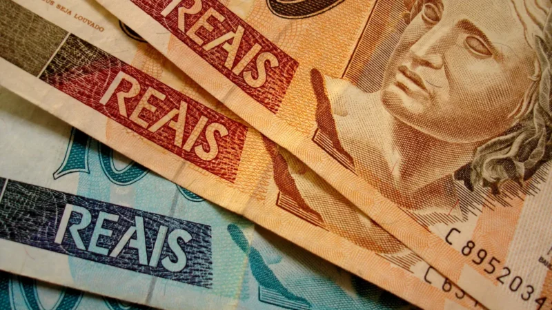 Reconhecimento histórico para mães na previdência a Câmara dos Deputados avança com proposta de adicional de 5% na aposentadoria por cuidado com os filhos em todo o Brasil