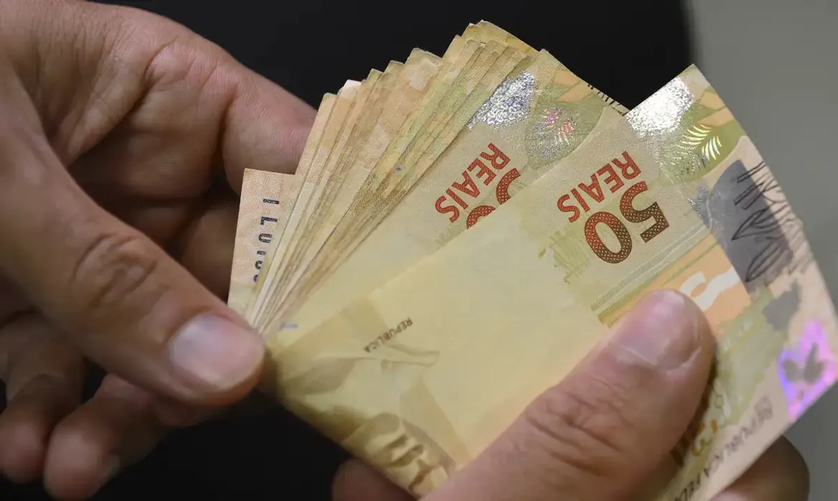 Caixa paga hoje (quarta – 26) Bolsa Família de agosto a beneficiários com NIS de final 7