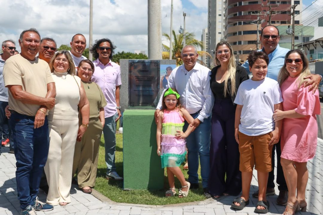 Evilásio Cavalcanti entrega Praça Tia Sônea e amplia opções de lazer em Ponta de Campina