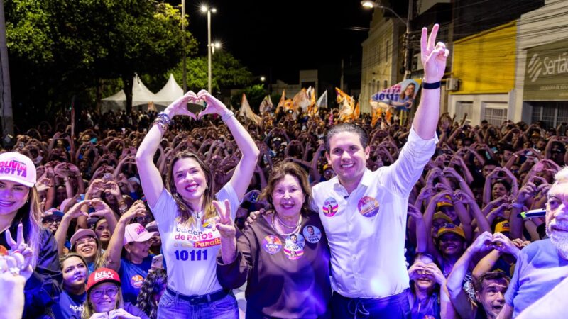Em inauguração de comitê em Patos, Hugo pede votos para Lucas, João, Nabor e Lula