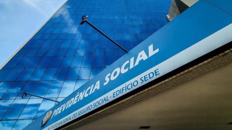 INSS desvenda novo cronograma de pagamentos de agosto, impactando milhões de brasileiros com datas cruciais para aposentados e pensionistas que devem se atentar aos prazos finais
