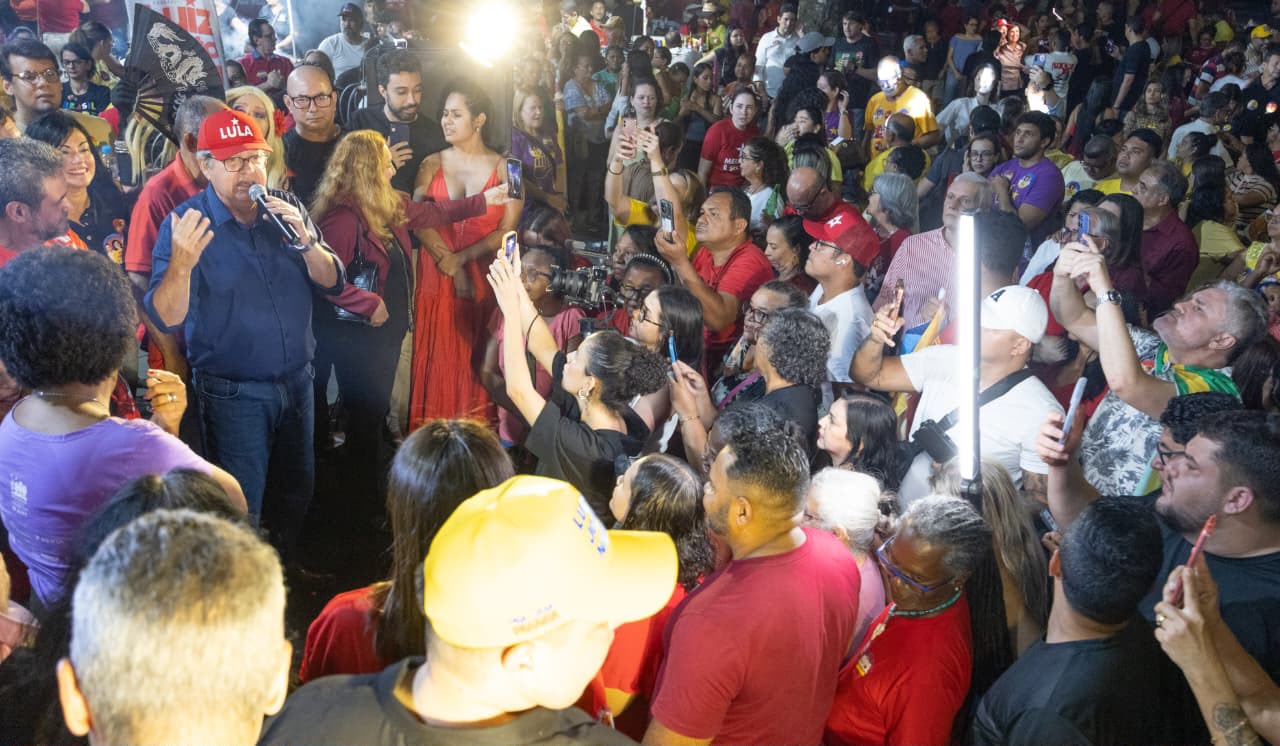 João inaugura comitê de Lula em JP e cumpre agenda com lideranças em Santa Rita