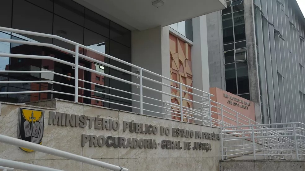 Ministério público da paraíba converte procedimento preparatório em inquérito civil para apurar profundas irregularidades na zona azul de joão pessoa diante da falta de respostas da semob