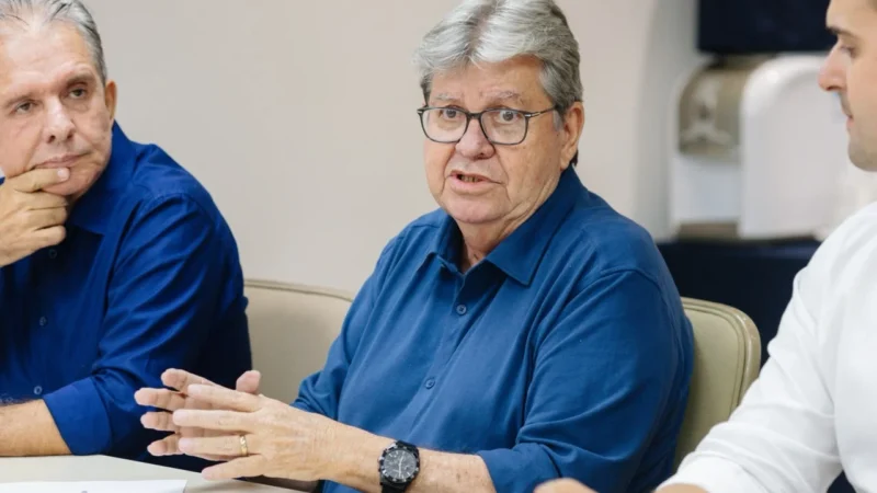 João Azevêdo propõe Instituto Militar de Engenharia na Paraíba para impulsionar segurança cibernética e tecnologia
