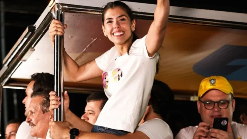 Maria Porto e Beto do Brasil unem forças em Solânea: caravana de Lucas Ribeiro impulsiona campanha em Solânea