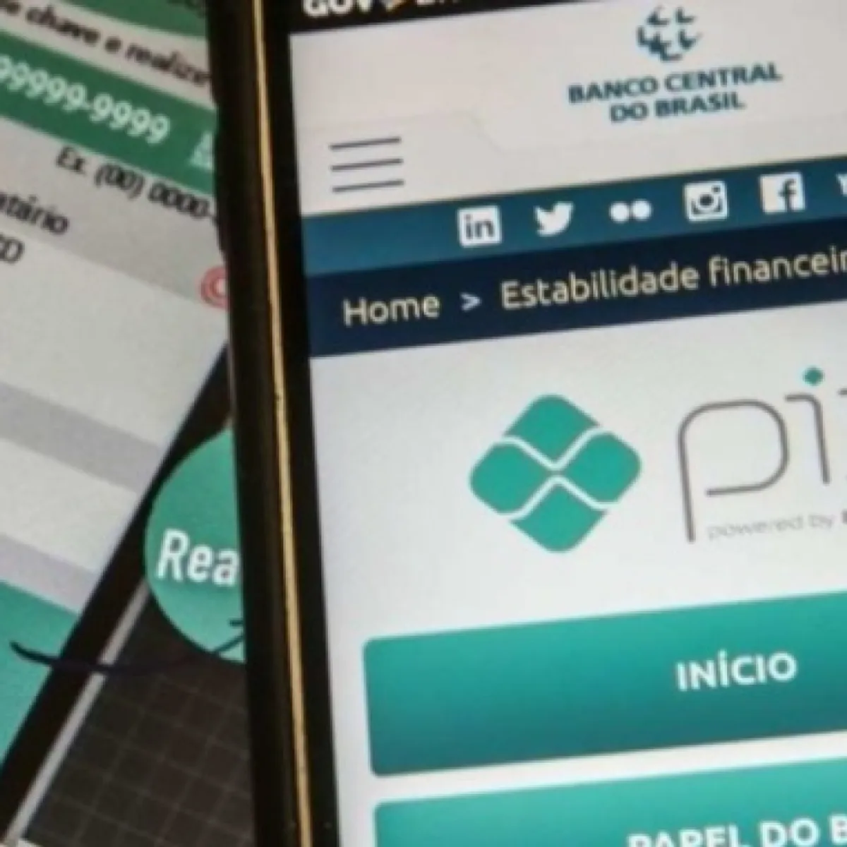 Pix se consagra como o bastião da confiança nacional: 80% dos brasileiros aprovam o sistema de pagamentos que desafia divisões políticas, supera boatos de taxação e se torna peça-chave no debate sobre soberania econômica em um cenário de baixa credibilidade institucional
