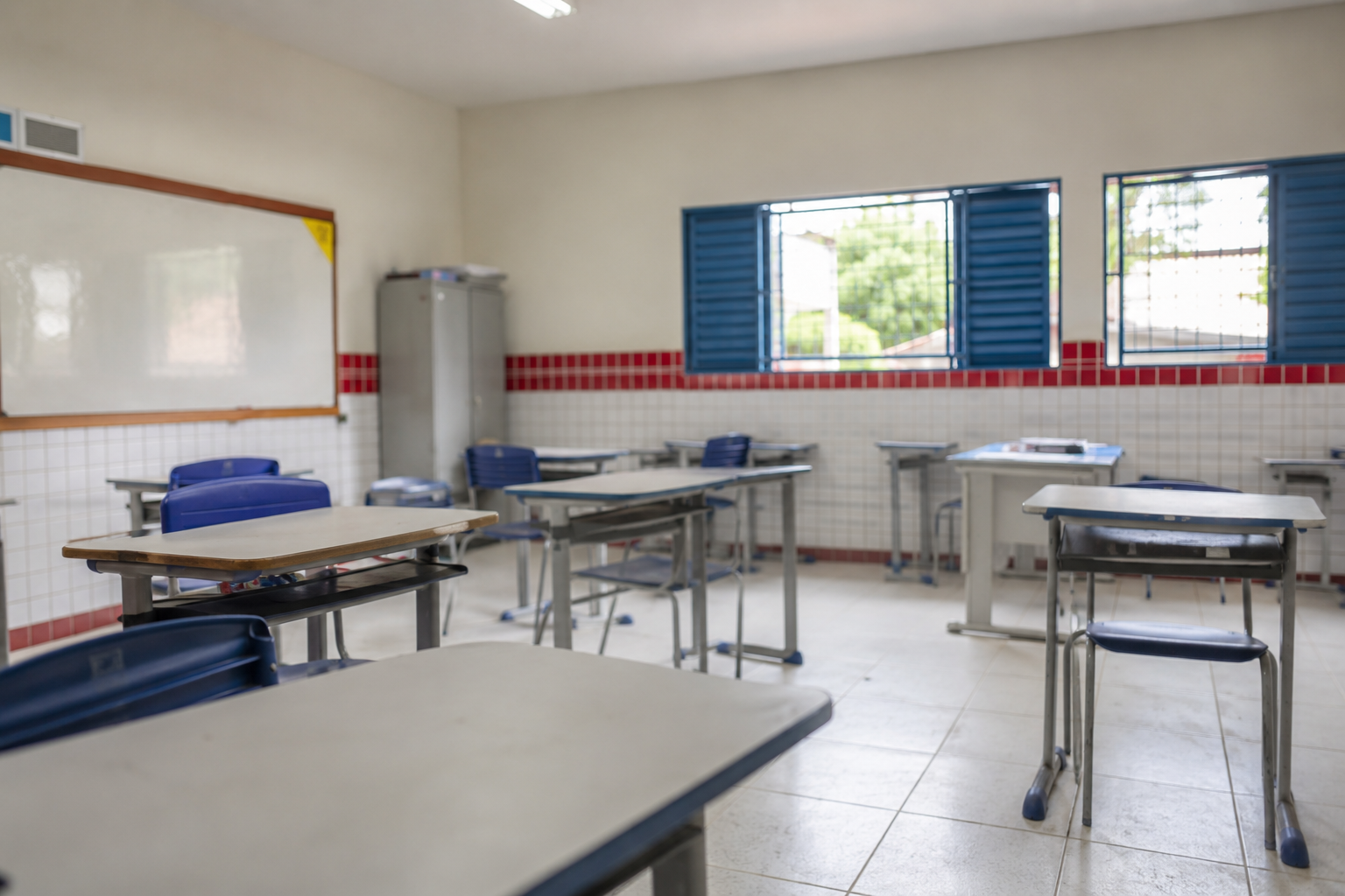 Aulas são suspensas após denúncias sobre condições da água em escola estadual de João Pessoa