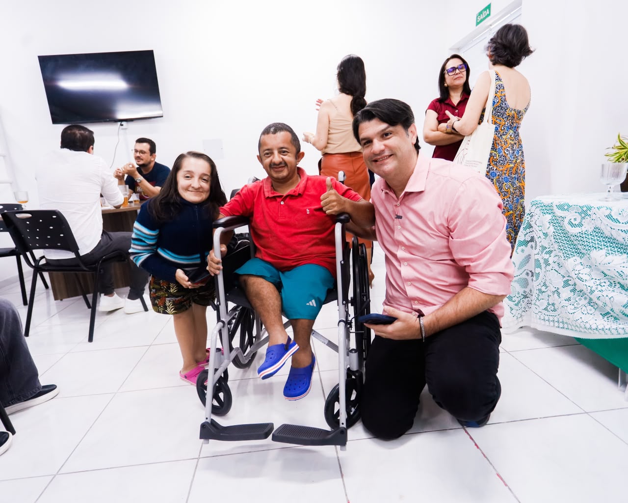 Centro de Doenças Raras: Leo Bezerra destaca pioneirismo em exames de sequenciamento genético