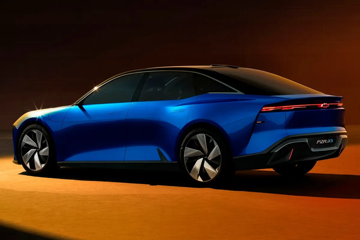 Chevrolet estuda vender sedã elétrico barato no brasil com projeto chinês