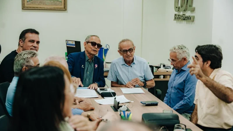 Cícero Lucena Detalha 15 Compromissos para Impulsionar o Setor Produtivo e Reduzir Burocracia na Paraíba