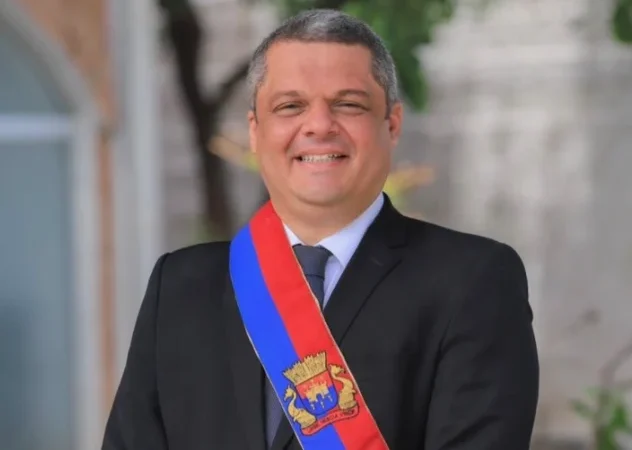 Edvaldo Neto: Julgamento de Ação para Retorno à Prefeitura de Cabedelo é Adiado no TJPB; Entenda os Detalhes