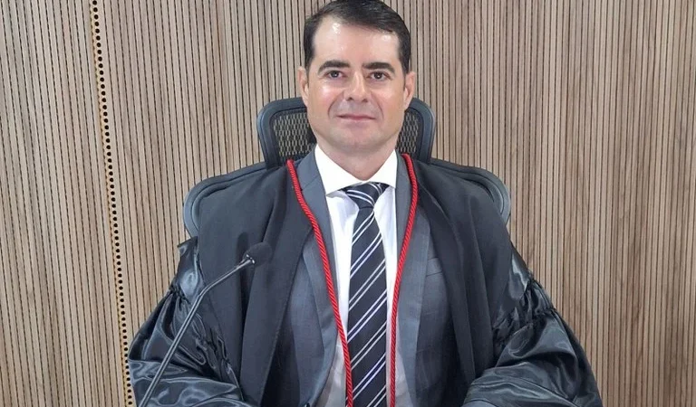 Cícero Lucena: MPE Recorre ao TSE Após Candidatura ao Governo da Paraíba Ser Deferida em Decisão Contrária