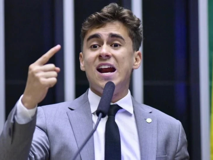 Bancada do PT Pede Cassação de Nikolas Ferreira por Uso de Documento Falso Atribuído à PF