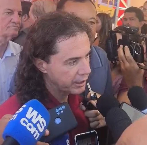 TRE-PB concede direito de resposta a Veneziano contra Folha de SP por manchete sobre emendas na BR-230