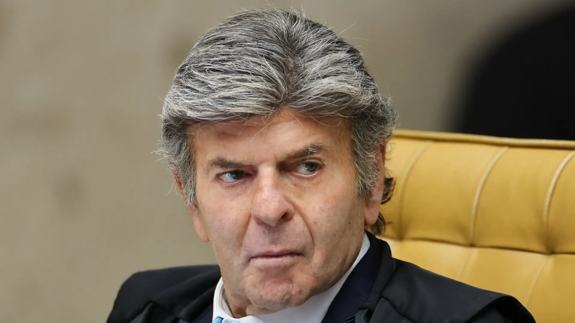 Fux dá 10 dias para Senado explicar negativa de acesso a registros de Vorcaro e esposa de Moraes