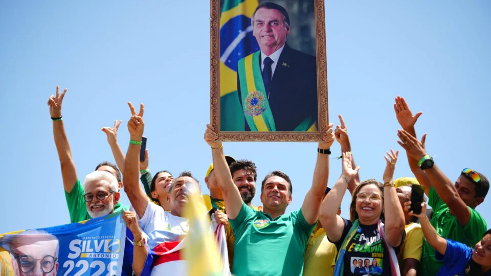 Uso da Imagem de Bolsonaro em Campanha do PL na Paraíba Vira Caso na Justiça Eleitoral