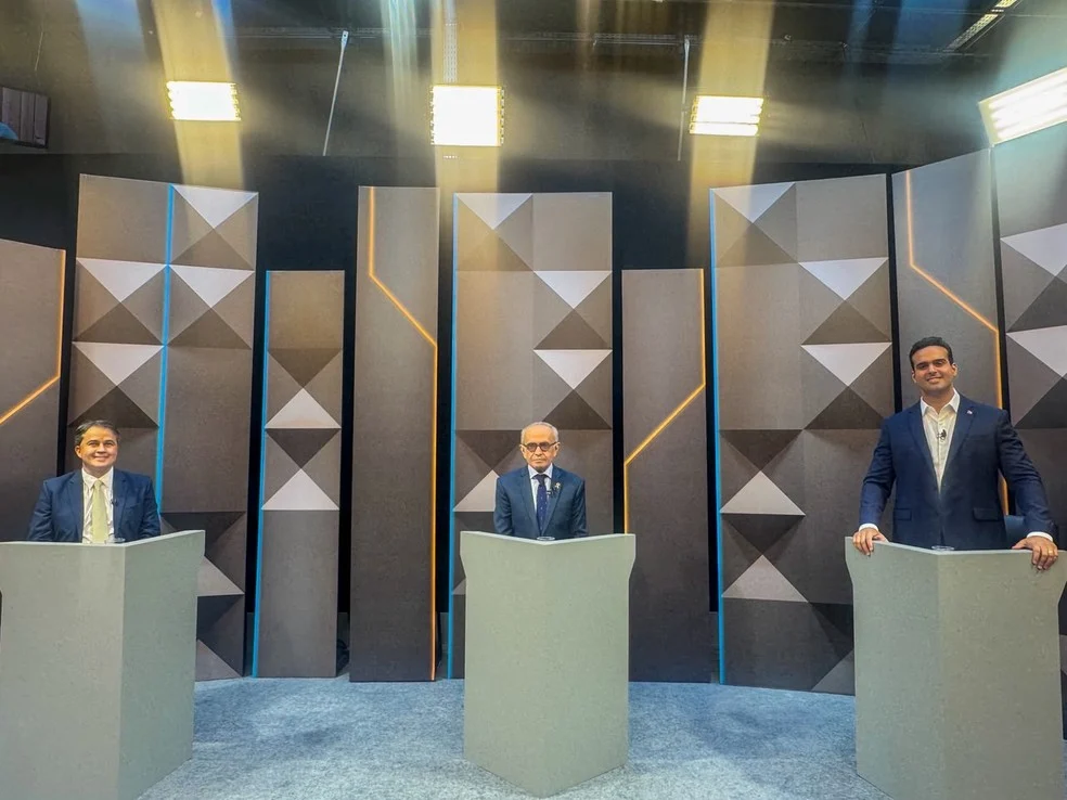 Debate TV Cabo Branco: Efraim e Cícero Atacam Obras do Governo, Lucas Ribeiro Rebate Críticas e Cita Falhas em Gestões Anteriores