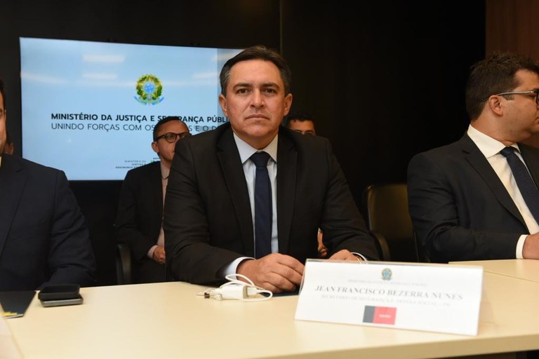 Secretário de Segurança da PB atribui onda de violência a conexões de políticos com facções criminosas