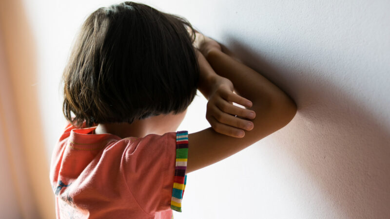 Educar com limites ajuda a criança a crescer