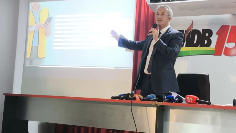 Coligação de Cícero protocola AIJE e acusa Lucas Ribeiro de usar sistema para mapear eleitores e prometer benefícios em troca de votos