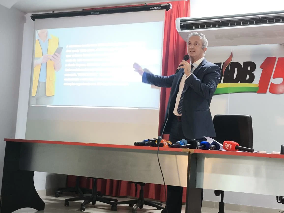 Coligação de Cícero protocola AIJE e acusa Lucas Ribeiro de usar sistema para mapear eleitores e prometer benefícios em troca de votos