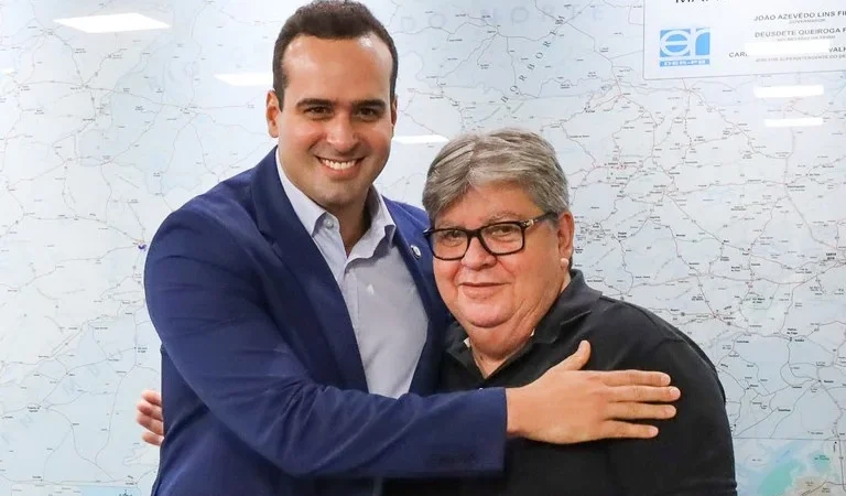 Lucas Ribeiro aponta João Azevêdo como nome forte para Prefeitura de João Pessoa em 2028, mas adverte: “é muito cedo”