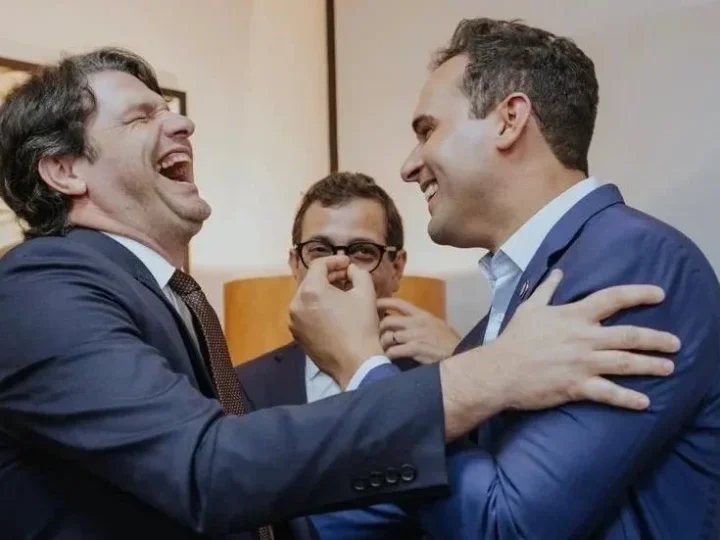 Lucas Ribeiro estende a mão a Leo Bezerra: “À disposição para trabalhar por João Pessoa, independente de eleição”