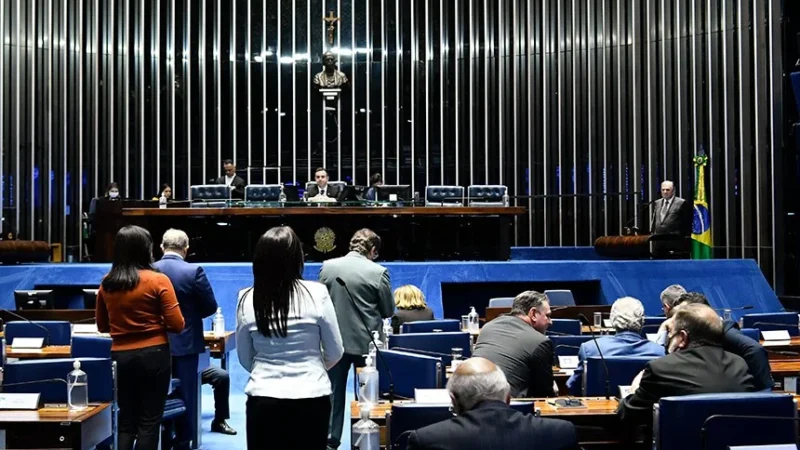 Fim da Escala 6×1: Lula e Congresso Promulgam Emenda Constitucional que Limita Jornada a 40 Horas Semanais