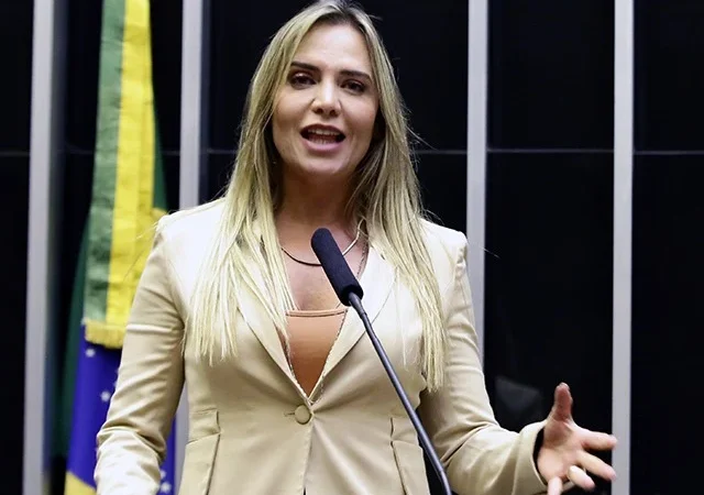 Celina Leão é reeleita Governadora do DF: Saiba os detalhes da vitória e os desafios para os próximos anos