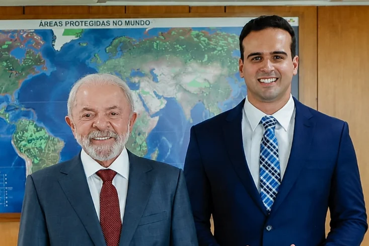 Lucas Ribeiro: Vídeo de Nikolas Ferreira foi “tiro no pé” e prejudicou Flávio Bolsonaro, relembra Zambelli em 2022