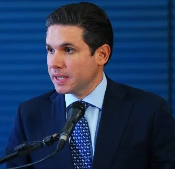 Reviravolta na Câmara: PT, PCdoB e PV anunciam apoio a Hugo Motta, ampliando aliança para reeleição e governabilidade de Lula