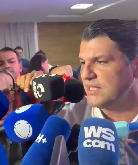 Leo Bezerra Ignora Flávio Bolsonaro e Foca em Buscar Apoio de Lula para João Pessoa: “Meu foco é a cidade”